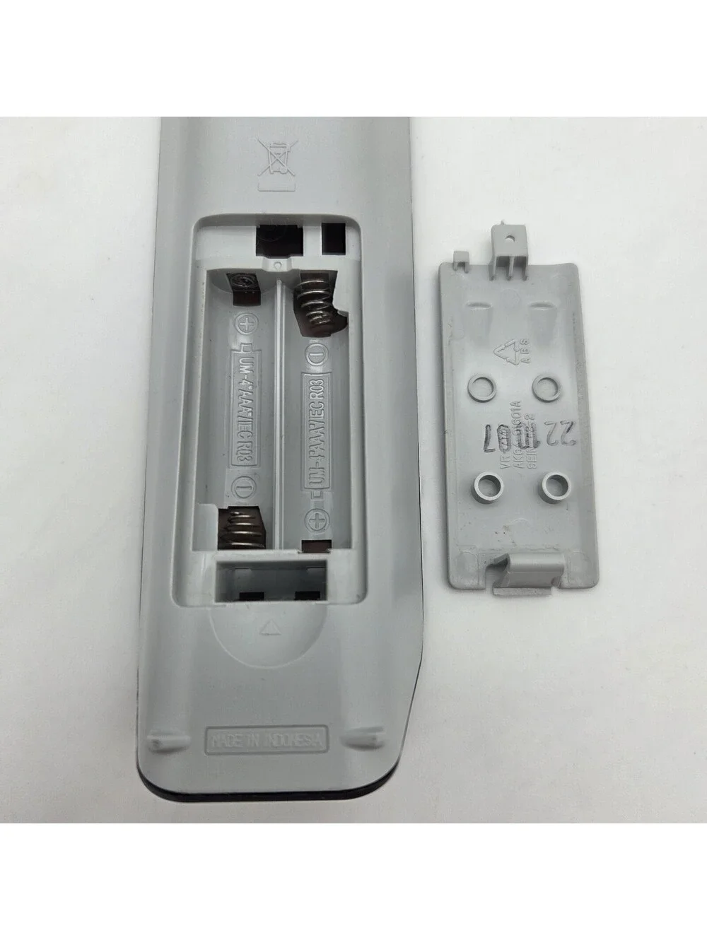 Genuine Samsung AK59-00061H Remote for DVD1080P7, DVD1080P7/AFS, DVD1080P7/XAA